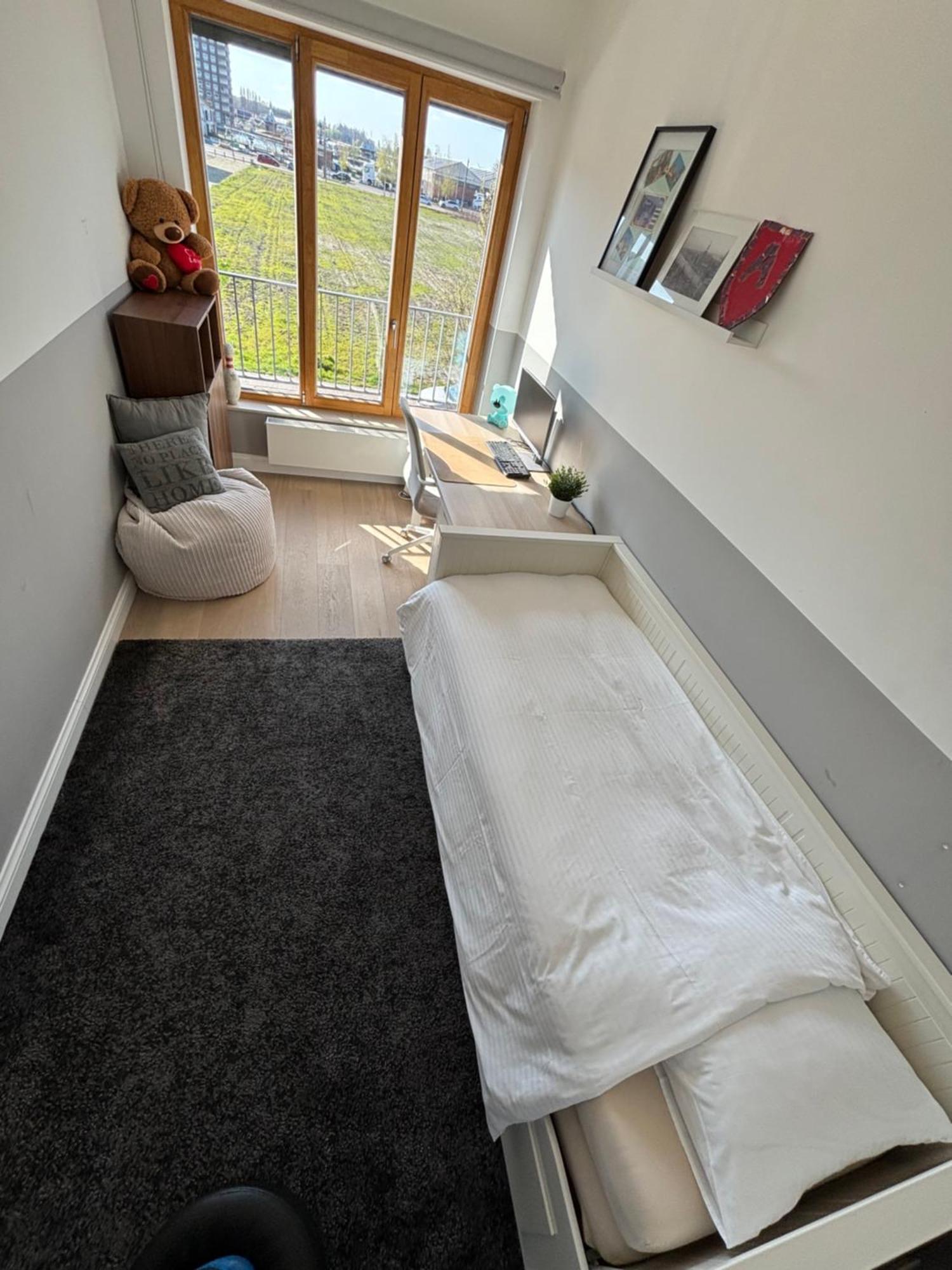 Luxury Apartment, Private Terrace & Free Parking *