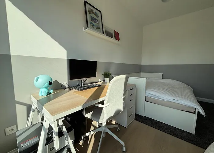Luxury Apartment, Private Terrace & Free Parking