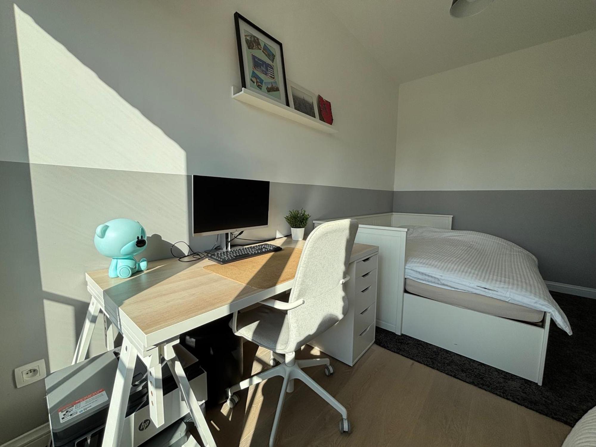 Apartment Luxury Apartment, Private Terrace & Free Parking *